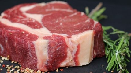 Ученые опровергли опасность красного мяса для сердца