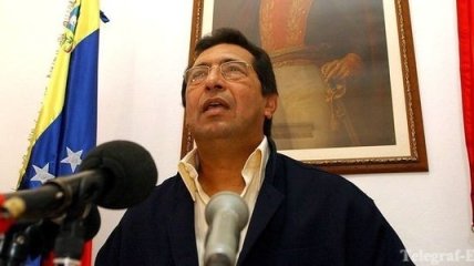 Брат Чавеса опроверг слухи о том, что президент находится в коме