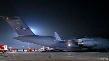 "Третий раз за месяц": Пилота ВВС Британии ослепили лазером во время полета