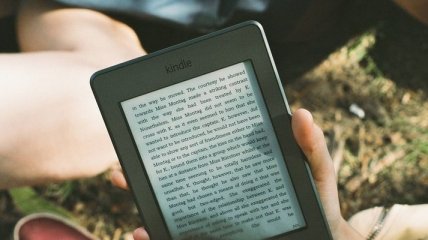 Улучшенный ридер Kindle представила компания Amazon