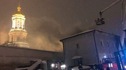 Пожар в Киево-Печерской лавре: полиция задержала поджигателя 