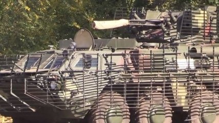 Украинский "Буцефал": военные в зоне ООС получили новейший БТР 