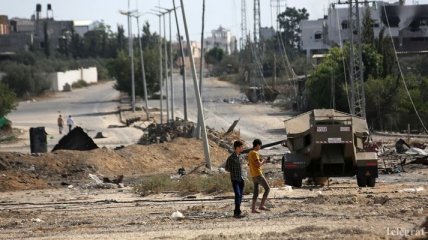 Израиль согласился продлить гуманитарное перемирие до вечера 27 июля