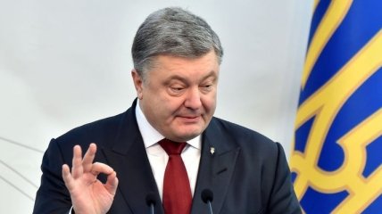 Порошенко прибыл в Мариуполь на матч УПЛ