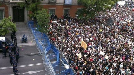 Демонстрация в Мадриде сопровождается ожесточенными столкновениям
