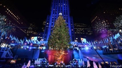 Главная рождественская елка США засияла (Фото)