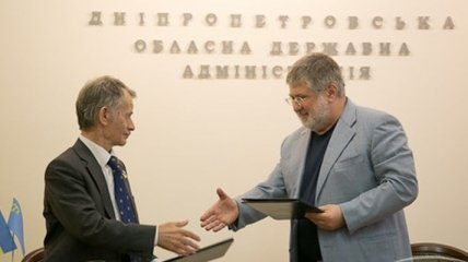 Коломойский и Джемилев подписали меморандум о сотрудничестве 