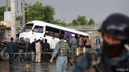 В Афганистане смертник подорвал автобус