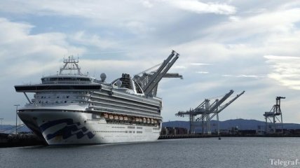 Пасажири Grand Princess сходять на берег у Каліфорнії