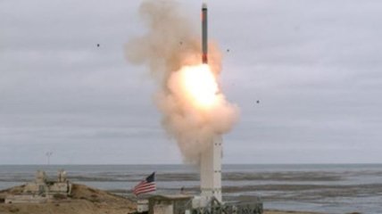 США испытали крылатую ракету, способную нести ядерный заряд (Видео)