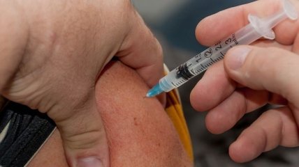 Прививка от дифтерии: стоит ли делать ее и какие последствия 