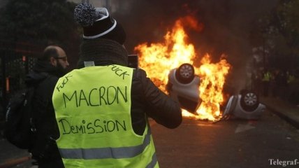 "Желтые жилеты" считают недостаточным уступки французских властей