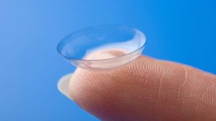 Ученые изобрели контактные линзы, которые восстанавливают зрение
