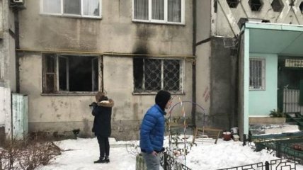 В Киеве во время пожара в жилом доме погиб человек