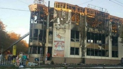 В оккупированном Антраците сгорел торговый центр