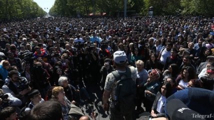 "Бархатная революция" в Армении 