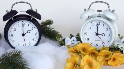 Перехід на зимовий час: коли потрібно переводити годинник