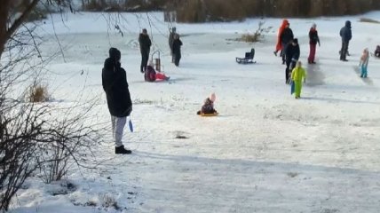 Патрульный в свой выходной спас ребенка, который провалился под лед