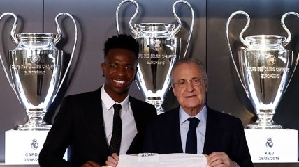 "Реал" перед 12 туром Ла Лиги подписал новый контракт с Винисиусом