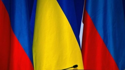 На границе Украины с Россией уже поставили 13 пограничных знаков