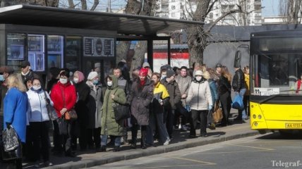 Запрет на пользование общественным транспортом в Киеве: кому дадут пропуск
