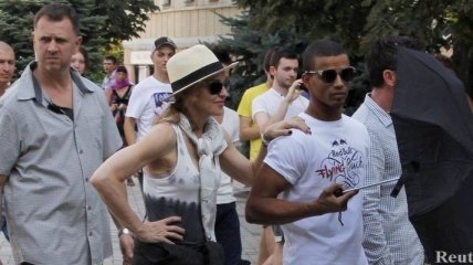 Мадонна спросила у украинцев про коррупцию и демократию