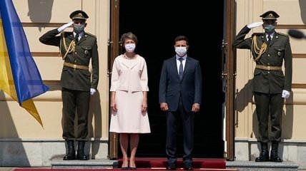 Президент Швейцарии прибыла в Киев