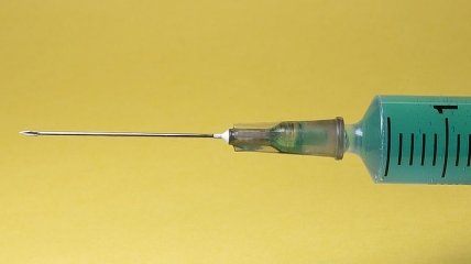 Названа стоимость новой американской вакцины от коронавируса для украинцев