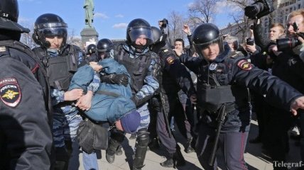 Следком РФ возбудил уголовное дело за призывы к протестам в Москве