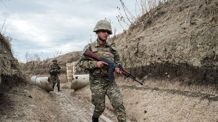 Азербайджан заявляет об уничтожении опорного пункта противника