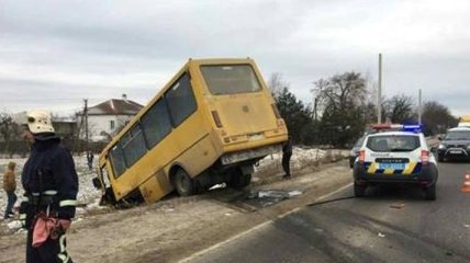 Во Львовской области произошло смертоносное ДТП с участием маршрутки