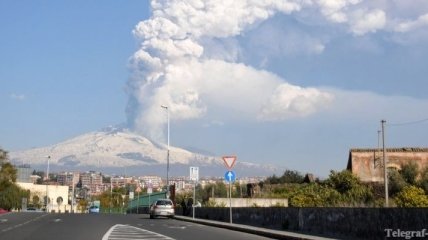 Вулкан Этна на Сицилии усилил свою активность