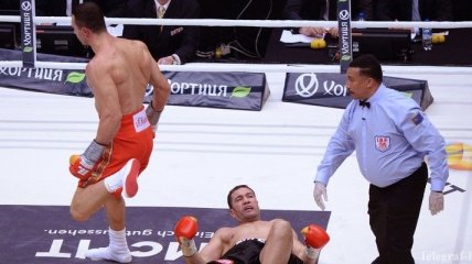 Владимир Кличко в 5-м раунде нокаутировал Кубрата Пулева