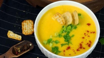 Рецепт дня: тыквенный суп-пюре с крекером