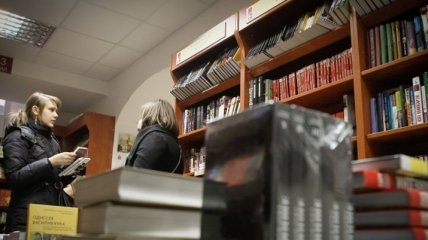 Кириленко рассказал, какой штраф грозит за нелегальный ввоз книг из РФ