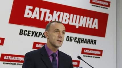 "Батькивщина" поддержит кандидатуру Гройсмана на должность премьера