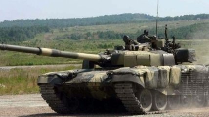 Тымчук: 2 танка террористов обстреляли блок-пост АТО