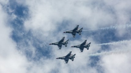 Украинские пилоты пройдут обучение на F-16