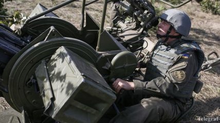Обострение на Донбассе: обстрелы по всей линии соприкосновения, есть погибший и раненые 