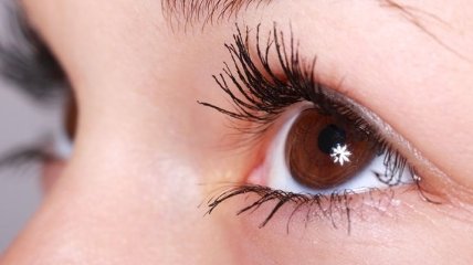 Новые контактные линзы могут расширить возможности человеческого зрения