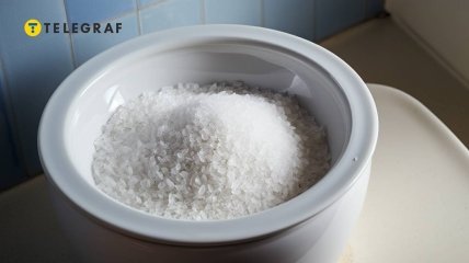 Соль помогает очистить пространство от отрицательной энергетики.