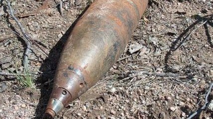 На Киевщине пиротехники обнаружили артиллерийский снаряд