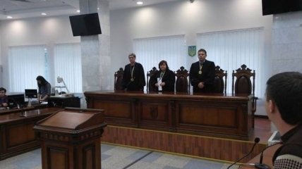 Суд оставил Заверуху, Романюка и Кошелюка за решеткой еще на два месяца