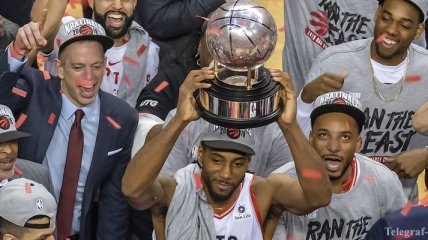 НБА: лучшие моменты победы Торонто над Милуоки (Видео)