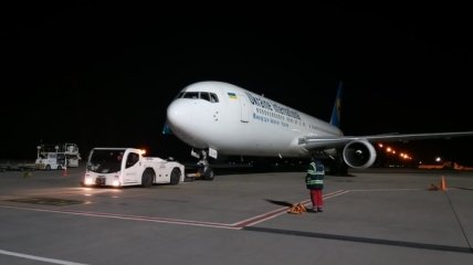 В "Борисполе" приземлился спецрейс из США: прибыли 259 пассажиров