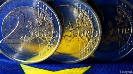 Курс евро к доллару США стабилен 