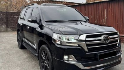 Toyota Land Cruiser 200. Иллюстрация