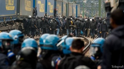 На границе Австрии и Италии анархисты подрались с полицией