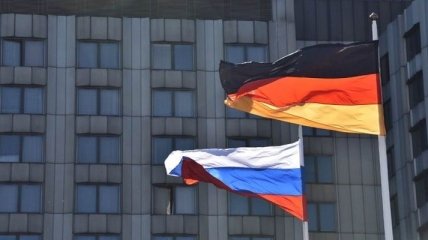 Германия выслала еще четверых дипломатов РФ