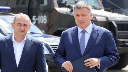 Аваков и Матиос сообщили итоги спецоперации по задержанию экс-налоговиков